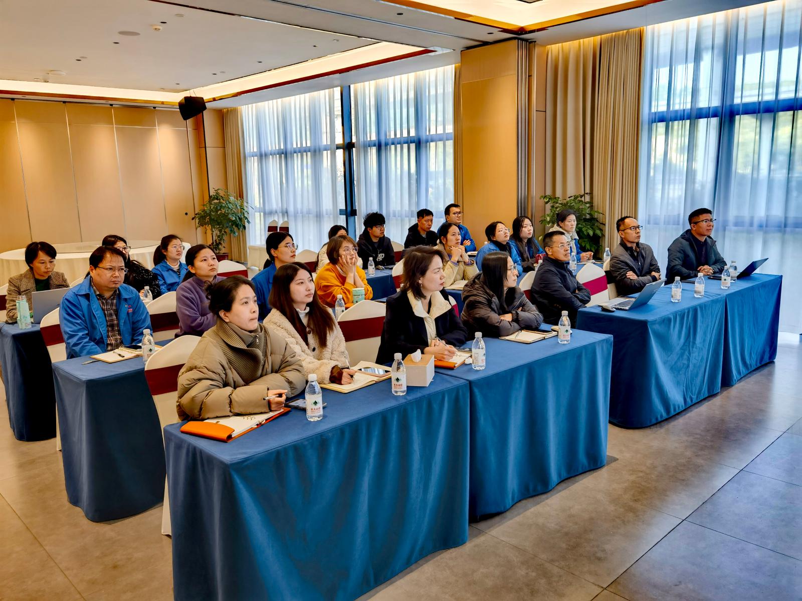 Ó®¶à¶à(ÖйúÇø)-¹Ù·½ÍøÕ¾